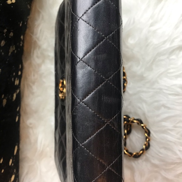 Authentic CHANEL Quilted Lambskin 10” bag - Picture 2 of 8